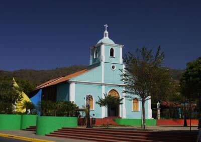 The colourful little church in San Juan del Sur