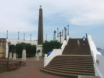 Plaza de Francia, Casco Viejo