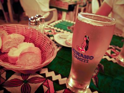 First taste of Tahiti's celebrated Hinano lager. It had an overpowering sulphur smell. Fortunately it turned out to be a bug rather than a feature. Brewed correctly, the beer is certainly drinkable, if not terribly exciting.