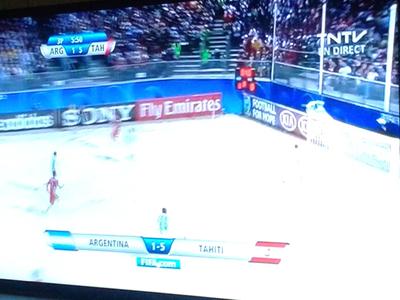 Watching Le Tiki Toa ('tiki power', the French Polynesian national side) slay the Argentinians in the beach soccer world cup. This was their finest moment - they proceeded to lose to champions Russia in the semifinal. Russia turns out to be the dominant power in world beach soccer.