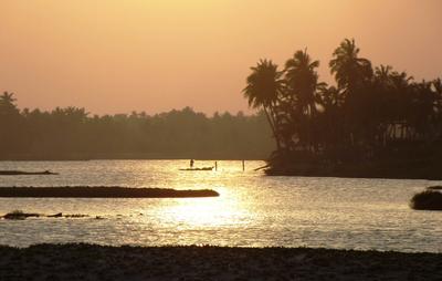 A stroll on the beach before dinner