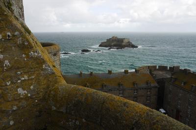 View from the ramparts at high tide. That little island is easily reachable on foot when the tide goes out.