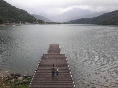 If you're going to be stuck with a busted bike, there are worse places to do so than on the shore of Liyu Lake.