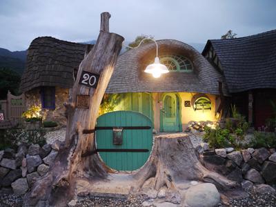 A "hobbit house" under construction.