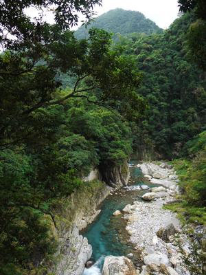 Shakadang trail. First impressions: this is very nice but if kinda looks like... Lynn Canyon?