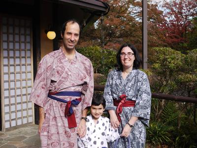 According to everybody and their dog, when in Japan "you have to book a stay in a ryokan". So we stayed in a nice ryokan (Yutorelo-an) for two nights. Here's the obligatory yukata family-photo.