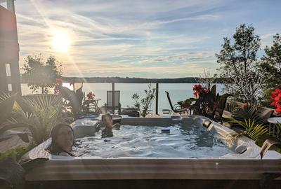 After the pool - into the "infinity hot tub", conveniently located right outside our room.