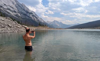 Medicine lake