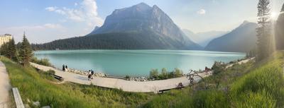 Lake Louise and the chateau, towards the end of the day. We got a late afternoon shuttle because that’s what was available, but as I suspected it’s actually a good time to visit if you’re coming in high season. The place is quieter and the light is softer.