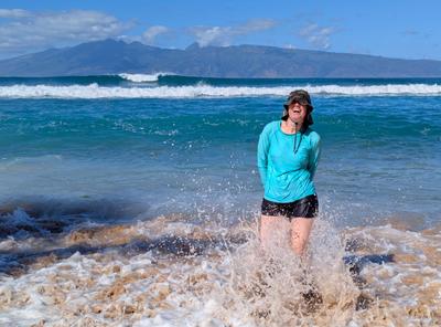 A wild welcome at Napili bay. We arrived on Maui to some unusually high swells - the daily snorkeling report, which ranks conditions from 1 to 10, gave this part of the island a score of 0.0